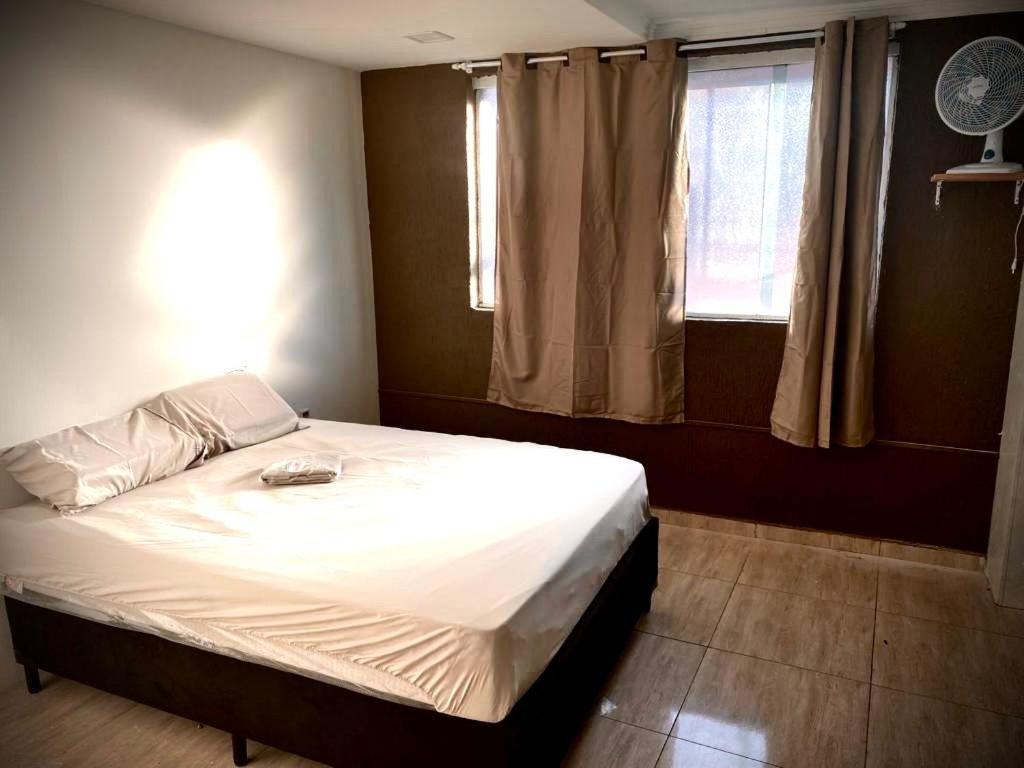 Galeria 124 Hostel Діадема Екстер'єр фото